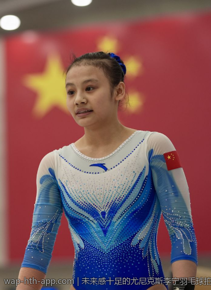 未来感十足的尤尼克斯李宁羽毛球拍2026新品震撼上市
