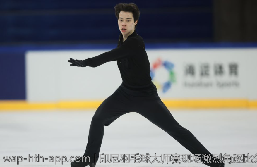 印尼羽毛球大师赛现场激烈角逐比分追踪